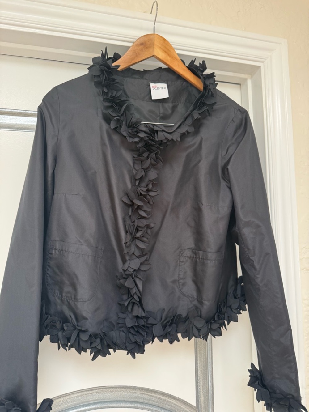 RED Valentino Black Floral-Appliqué Cropped Jacket